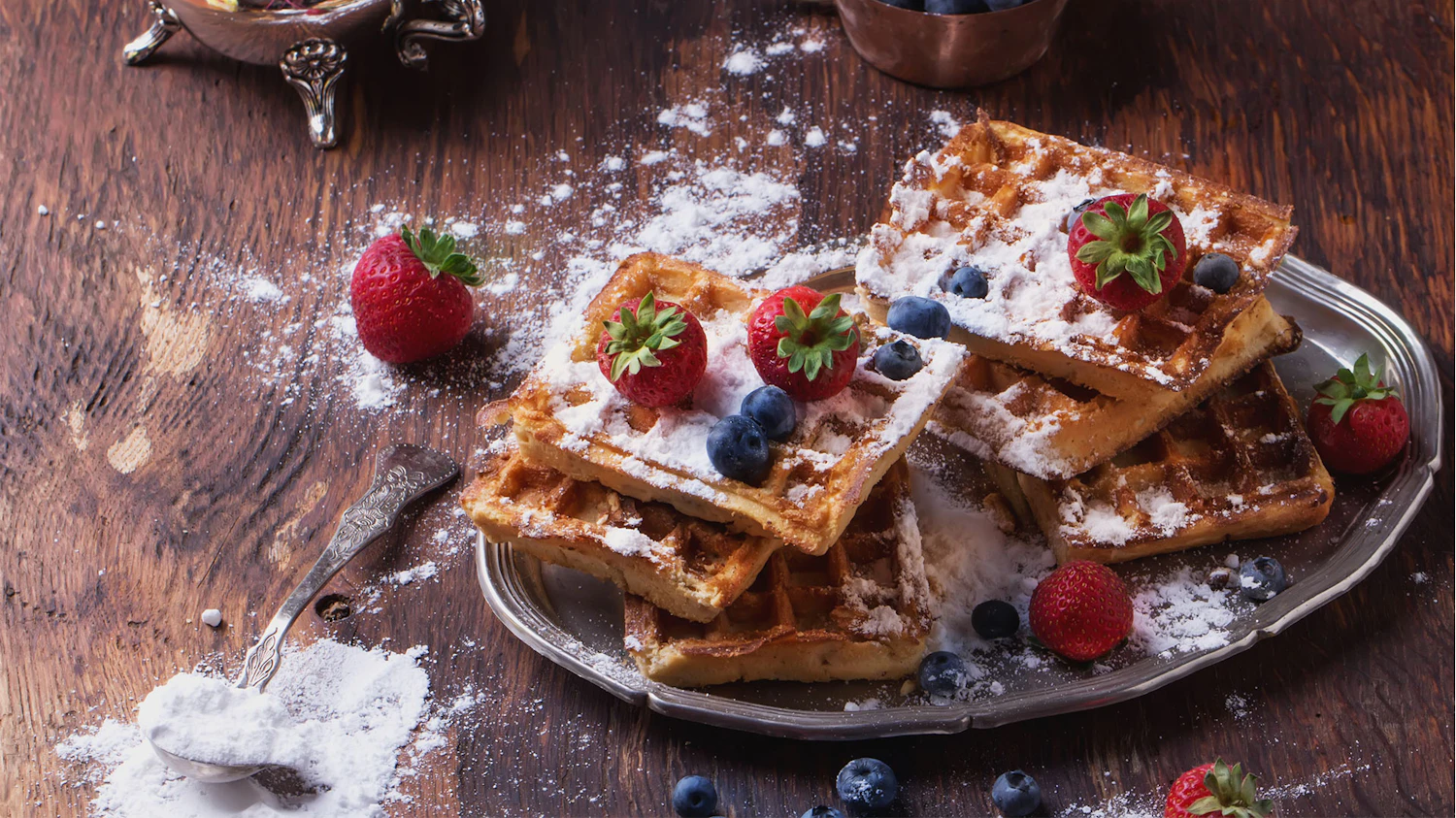 Mit Den Waffeln Einer Frau: Eine Ode An Die Kunst Des Backens